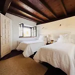 Country house Casas Rurales La Torre Andrin *