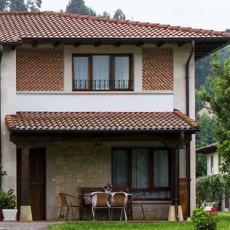 Casas Rurales La Torre Andrin Country house