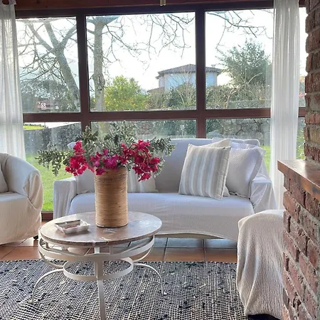 Casas Rurales La Torre Andrin Country house