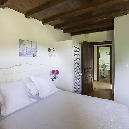 Casas Rurales La Torre Andrin Country house