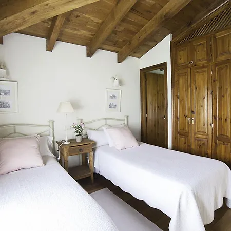 Country house Casas Rurales La Torre Andrin *
