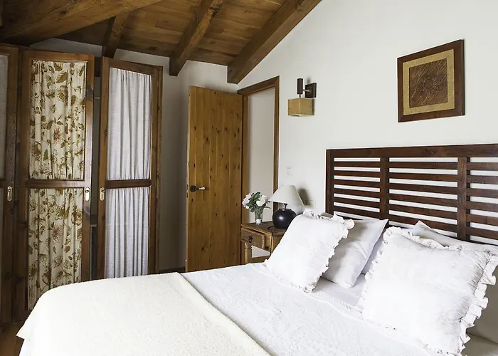 Casas Rurales La Torre Andrin Landhaus