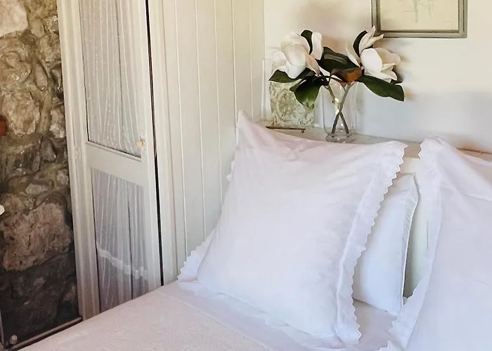 Casas Rurales La Torre Andrin * Andrín