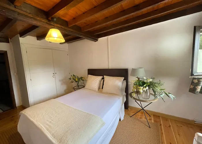 Casas Rurales La Torre Andrin * Andrín