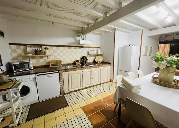 Casas Rurales La Torre Andrin Landhaus