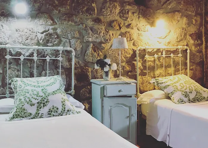 Casas Rurales La Torre Andrin * Andrín