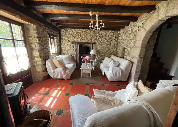 Casas Rurales La Torre Andrin * Andrín