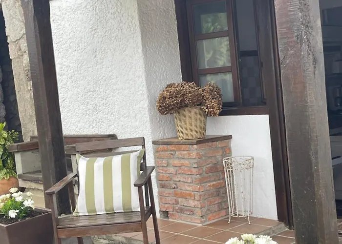 Casas Rurales La Torre Andrin * Andrín